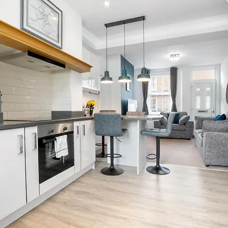 Feriehus Refurbished 2 Bed Close To - Pass The Keys York