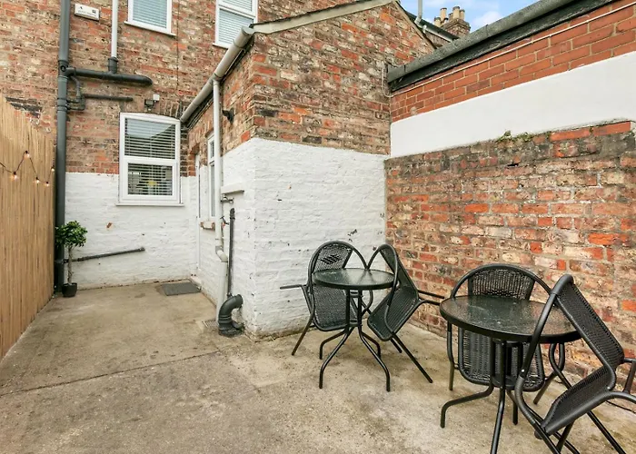 Refurbished 2 Bed Close To - Pass The Keys Дом отдыха